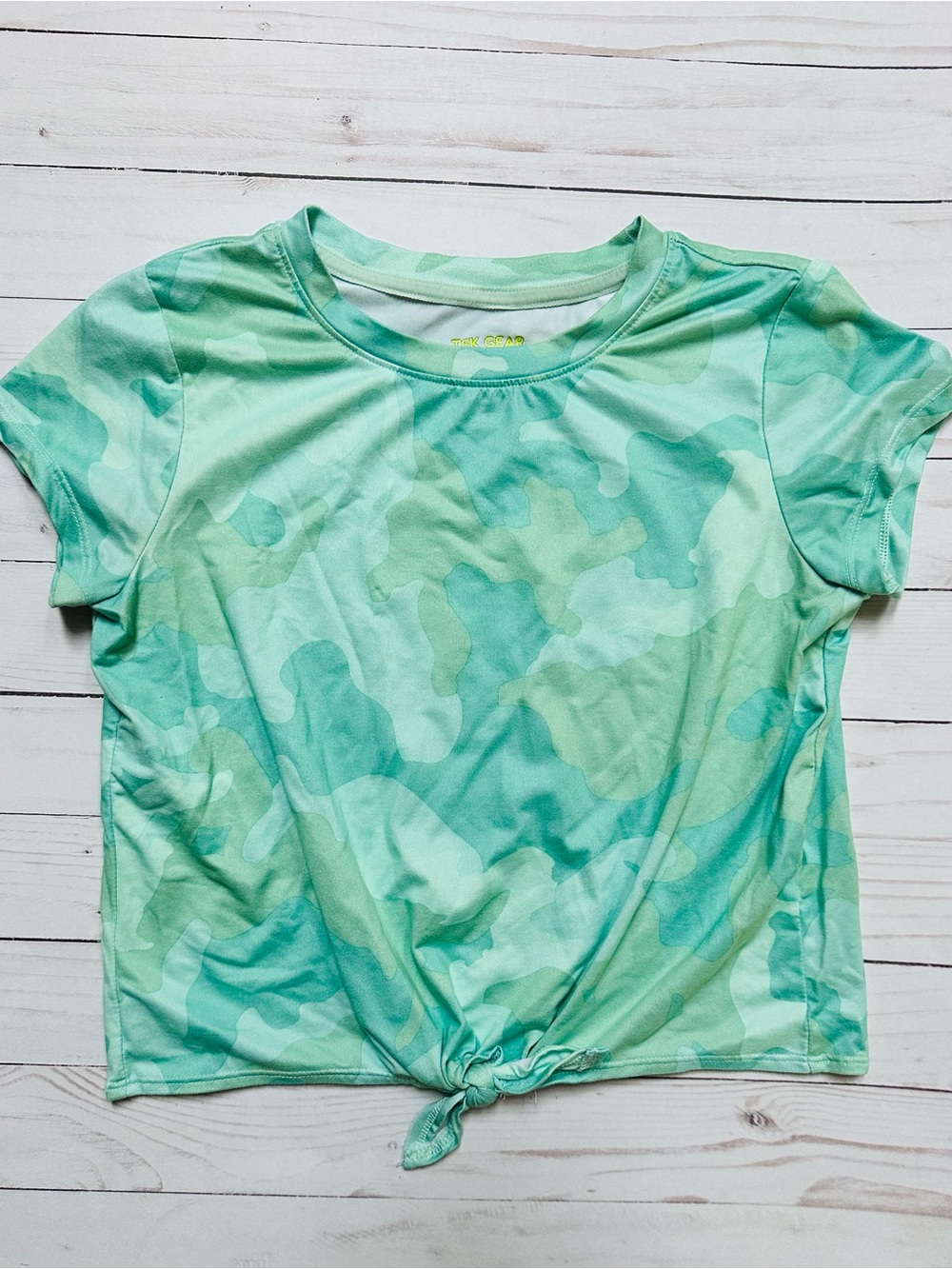 Girls Tek Gear Top (size 10/12)